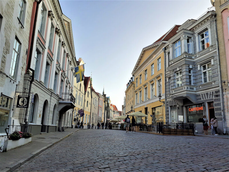 Riga-tour-Baltic-states-local-guide-Agnieska-Kasinska_guideinvilnius.com